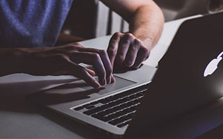 爱奇艺体育直播-李春郁以领队身份回归永昌：能够回家义不容辞