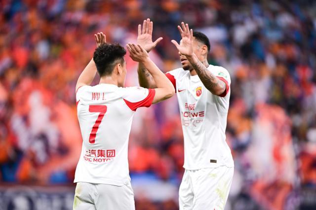 爱奇艺体育平台-【中超】武磊2射1传古斯塔沃梅开二度 海牛0比5海港