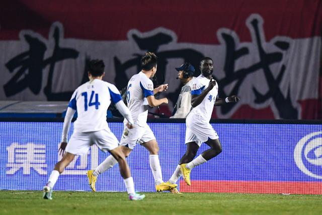 爱奇艺体育高清-【中超】鲁尼补时绝杀 梅州客场1比0亚泰获赛季首胜