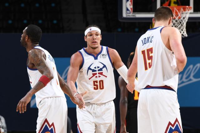 爱奇艺体育官网-攻防俱佳！戈登迎掘金首秀 扣篮王与丹佛完美契合